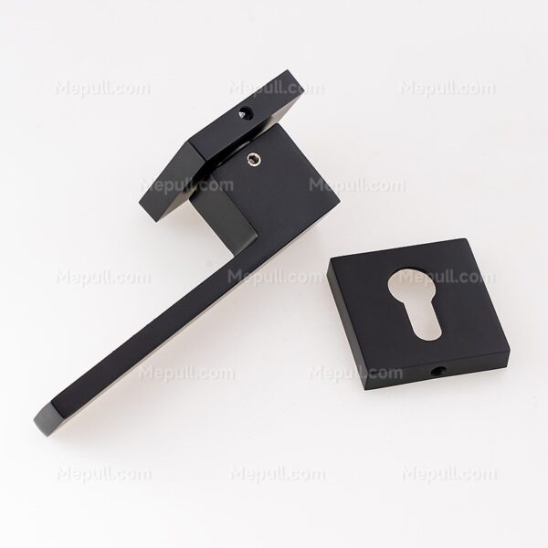 Internal Black Door Handles Z54 9392 3