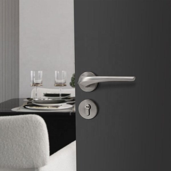 Mepull Door handle and lock L23136