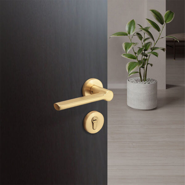 Mepull Door handle and lock L2319