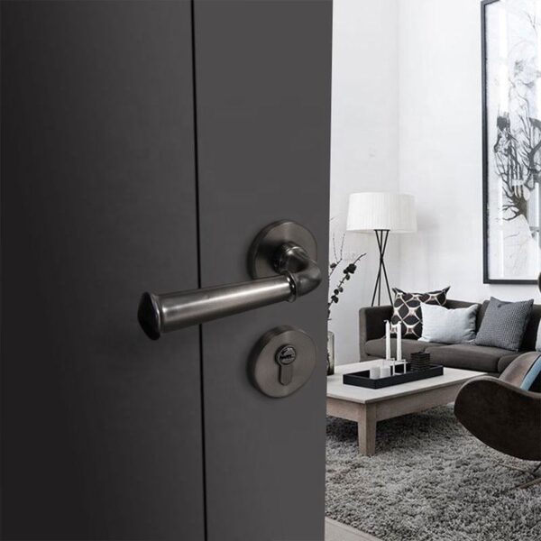 Mepull Door handle and lock L2360