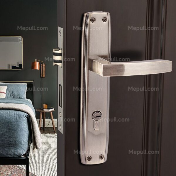 Door With Double Lock 859133 7210 2